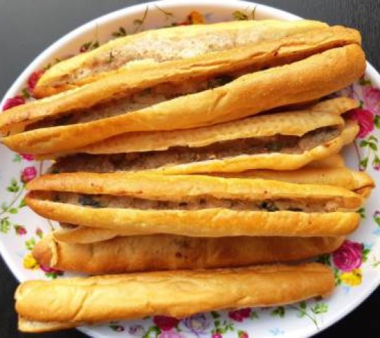 Bánh mỳ que 34 Phan Đình Giót